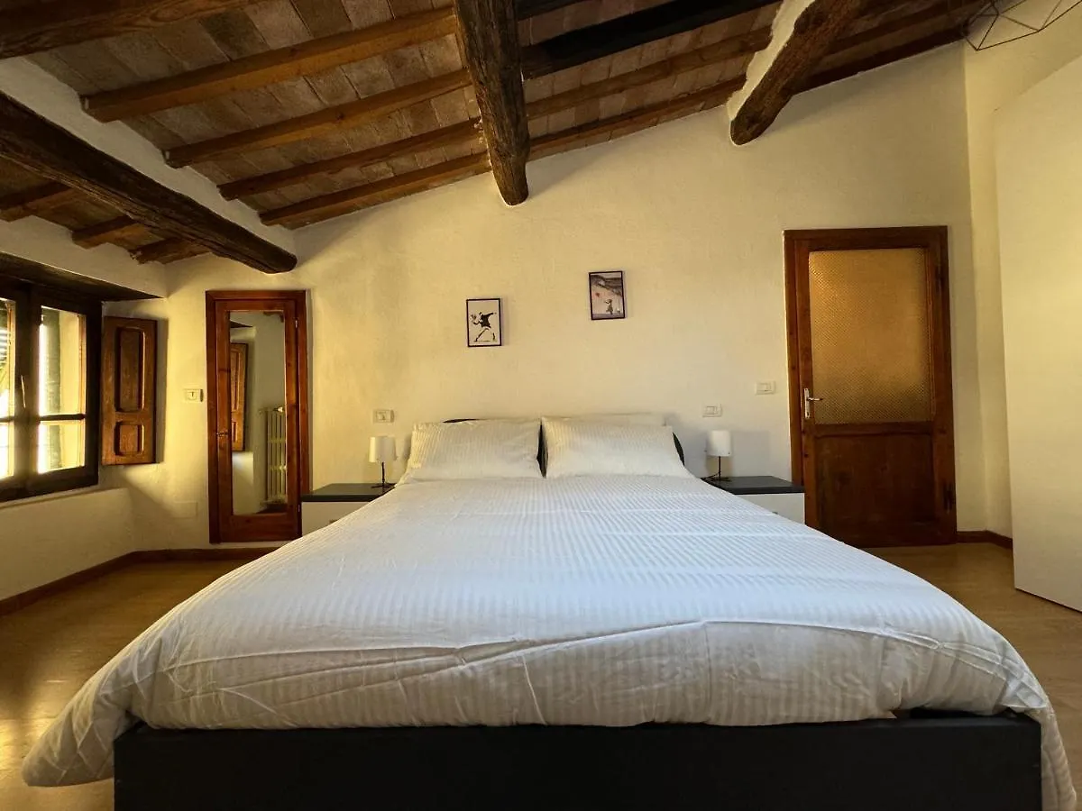 Il Pentolo Villa Sansepolcro 0*,  Italy